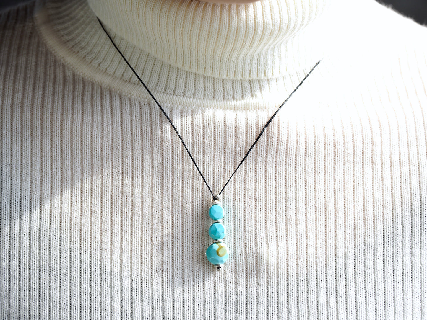 -Sleeping beauty_turquoise- '3coins' pendant