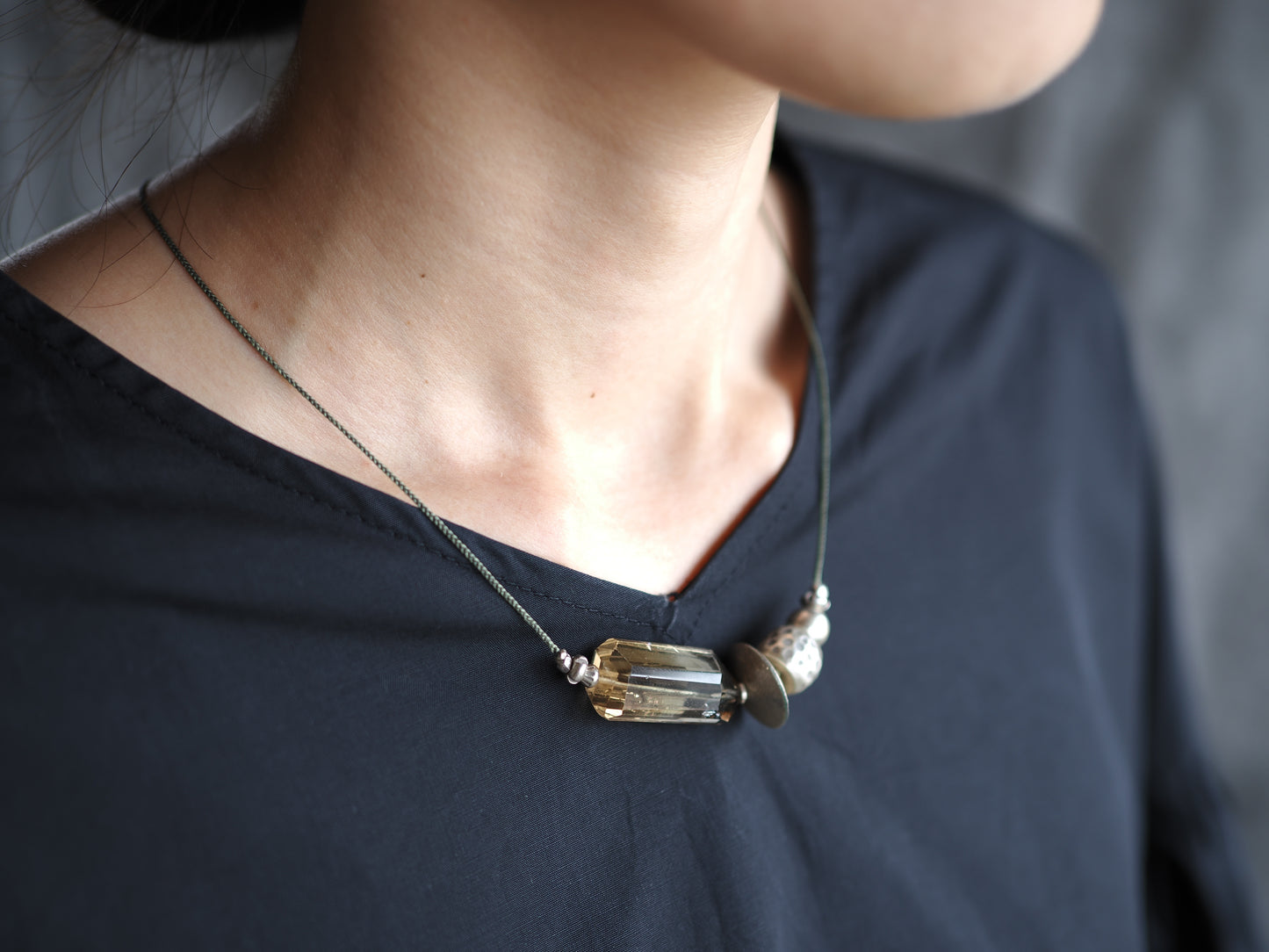 -Wisky quartz- short necklace