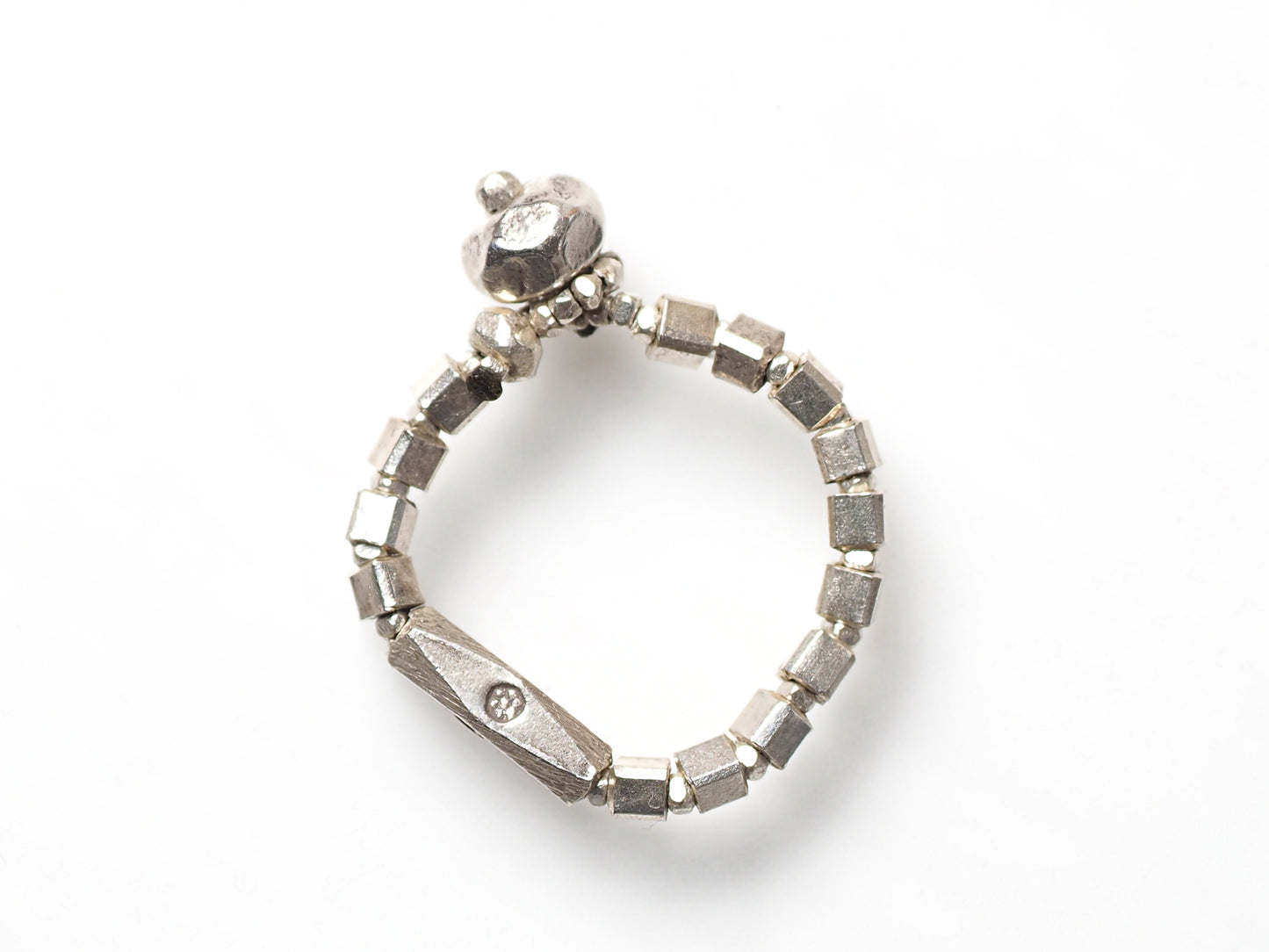 beads ring -silver-