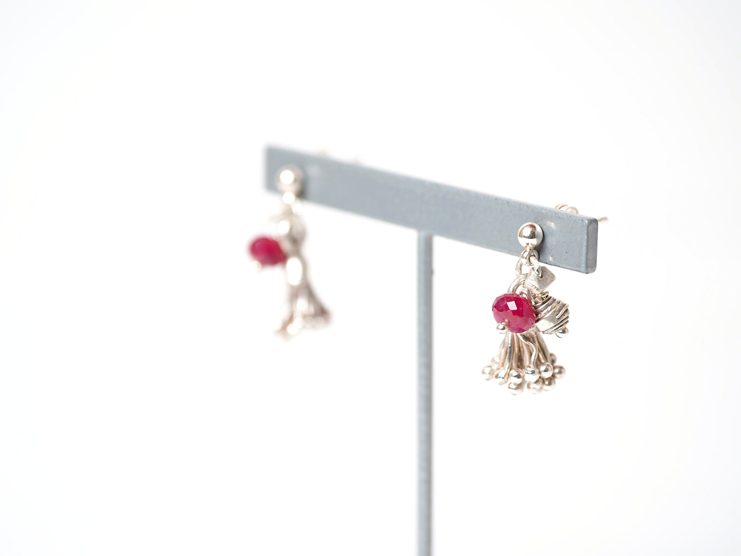 silver x ruby ​​earrings 