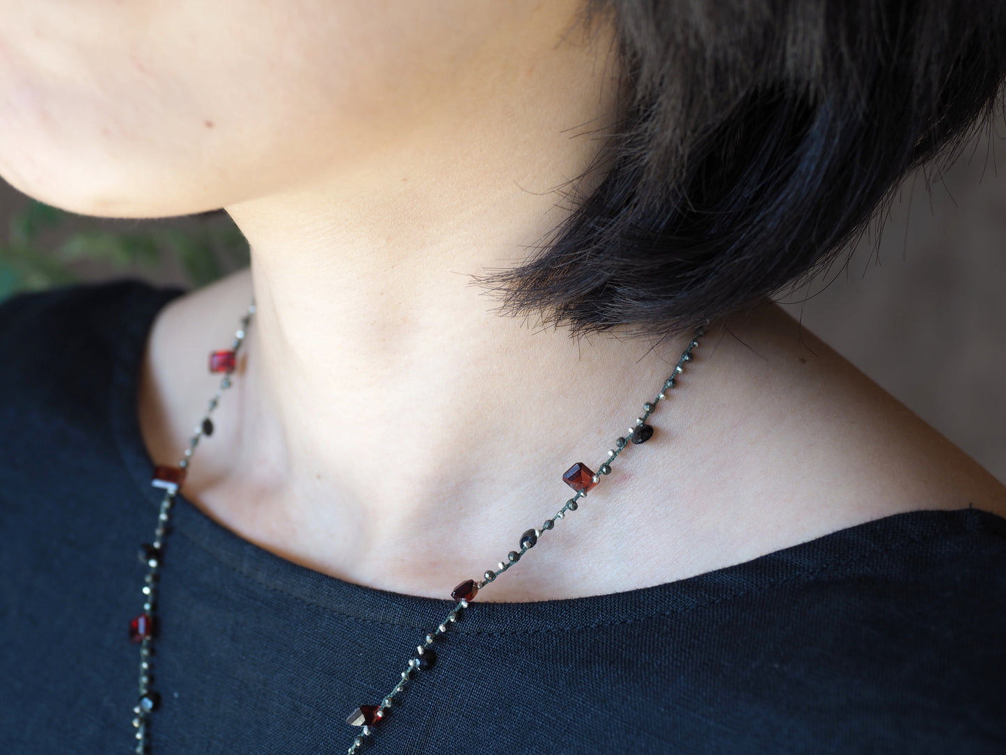 [Garnet x Black Spinel] Braided necklace 