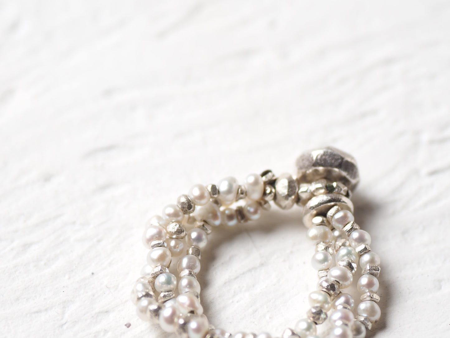 Keshi pearl bead ring "braid"